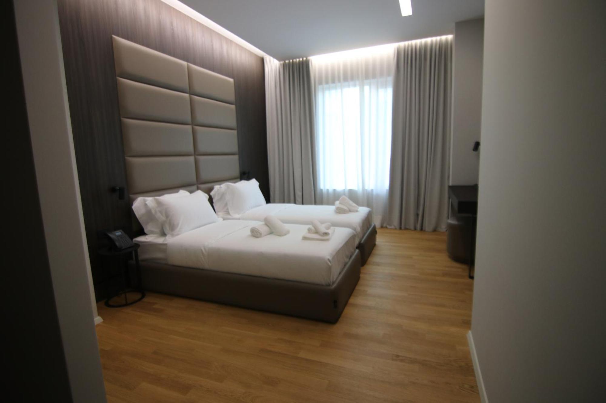 Boutique Adelar